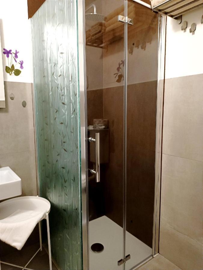 Stanza Con Bagno Privato Orvieto Centro Storico, Aria Condizionata Netflix Vicino Al Pozzo Della Cava-Affittacamere "Carvajal Rooms" المظهر الخارجي الصورة