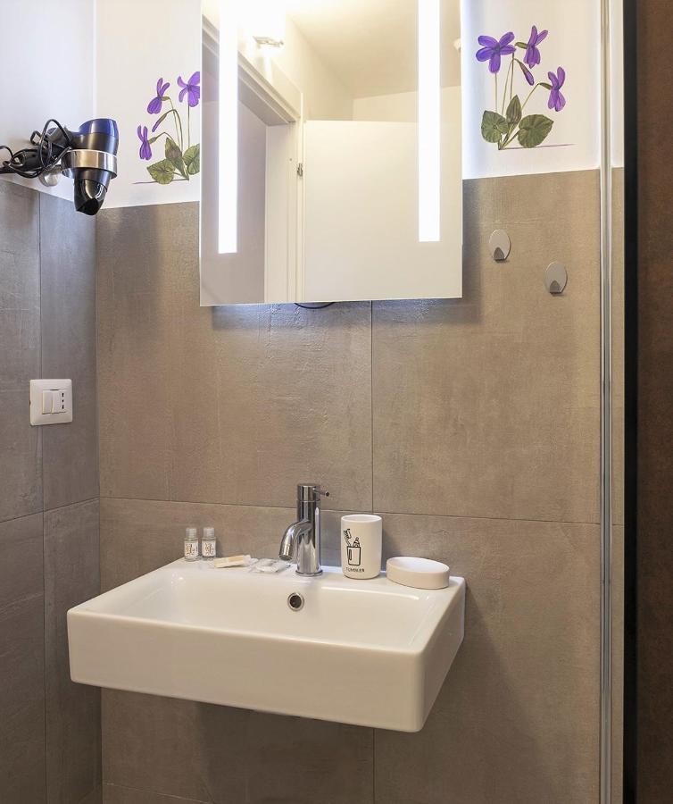 Stanza Con Bagno Privato Orvieto Centro Storico, Aria Condizionata Netflix Vicino Al Pozzo Della Cava-Affittacamere "Carvajal Rooms" المظهر الخارجي الصورة